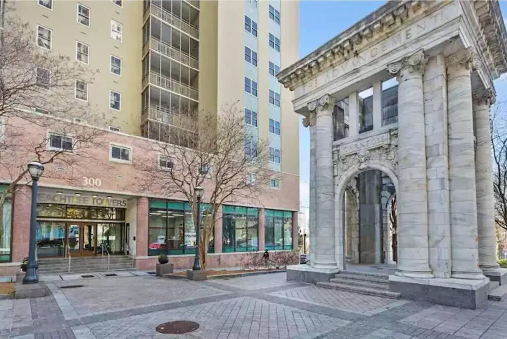 Home Away From Home Condo Downtown Atl 16Th Floor Атланта Екстериор снимка