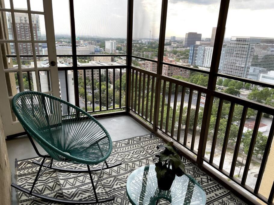 Home Away From Home Condo Downtown Atl 16Th Floor Атланта Екстериор снимка
