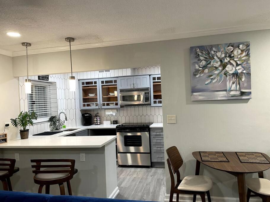Home Away From Home Condo Downtown Atl 16Th Floor Атланта Екстериор снимка