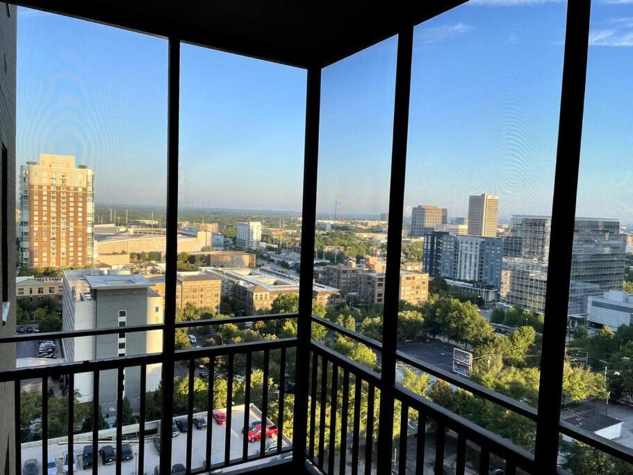 Home Away From Home Condo Downtown Atl 16Th Floor Атланта Екстериор снимка